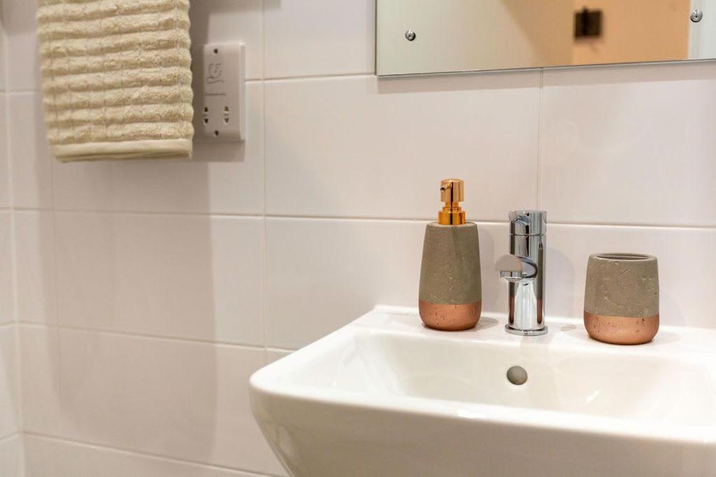 Apartamento For Students Only Private Bedrooms With Shared Kitchen At Great Court In
